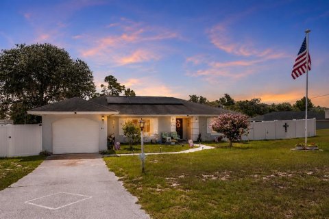 House in Ocala, Florida 3 bedrooms, 124.67 sq.m. № 2235375