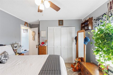 House in Ocala, Florida 3 bedrooms, 124.67 sq.m. № 2235375 - photo 17