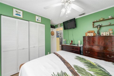 House in Ocala, Florida 3 bedrooms, 124.67 sq.m. № 2235375 - photo 15