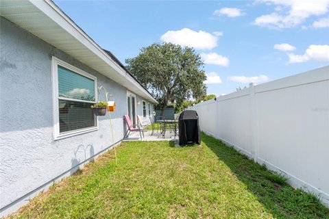 House in Ocala, Florida 3 bedrooms, 124.67 sq.m. № 2235375 - photo 20