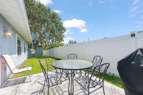 House in Ocala, Florida 3 bedrooms, 124.67 sq.m. № 2235375 - photo 19