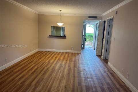 Condominio en venta en Lauderhill, Florida, 1 dormitorio, 67.45 m2 № 2076205 - foto 7