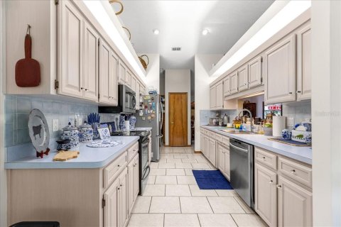 Casa en venta en Inverness, Florida, 3 dormitorios, 178.09 m2 № 2196439 - foto 16
