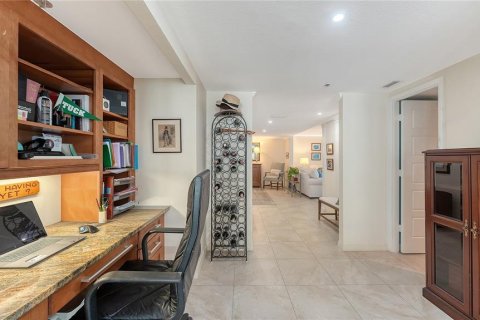 Condo in Sarasota, Florida, 3 bedrooms  № 2403642 - photo 28