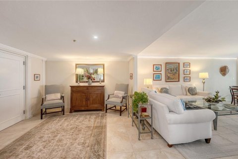 Condo in Sarasota, Florida, 3 bedrooms  № 2403642 - photo 5
