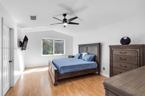 Villa ou maison à vendre à Pembroke Pines, Floride: 4 chambres, 194.44 m2 № 1948264 - photo 19