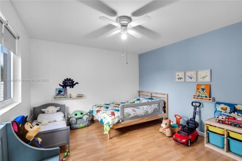 Villa ou maison à vendre à Pembroke Pines, Floride: 4 chambres, 194.44 m2 № 1948264 - photo 24