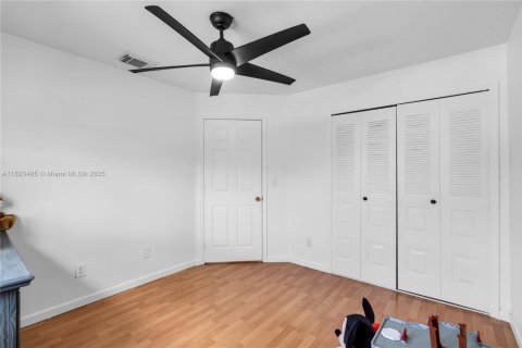 Villa ou maison à vendre à Pembroke Pines, Floride: 4 chambres, 194.44 m2 № 1948264 - photo 29