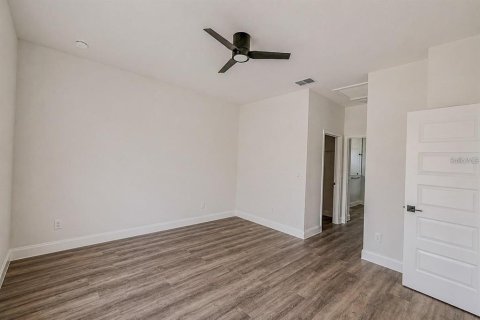 House in Palm Coast, Florida 4 bedrooms, 167.22 sq.m. № 2216836 - photo 29