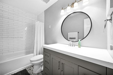 Купить виллу или дом в Майами, Флорида 3 спальни, 161.84м2, № 1752435 - фото 24