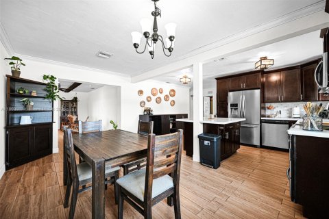 Купить виллу или дом в Майами, Флорида 3 спальни, 161.84м2, № 1752435 - фото 11