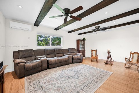 Купить виллу или дом в Майами, Флорида 3 спальни, 161.84м2, № 1752435 - фото 17