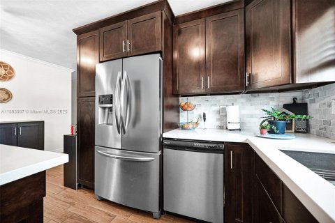 Купить виллу или дом в Майами, Флорида 3 спальни, 161.84м2, № 1752435 - фото 13