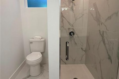 Villa ou maison à louer à Poinciana, Floride: 4 chambres, 171.96 m2 № 2433296 - photo 17