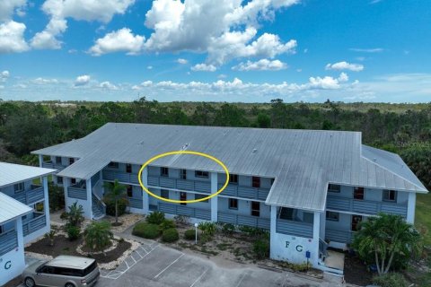 Copropriété à vendre à Englewood, Floride: 2 chambres, 101.45 m2 № 1901309 - photo 1