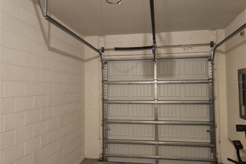 Купить таунхаус в Дэвенпорт, Флорида 3 комнаты, 157.19м2, № 2097985 - фото 2