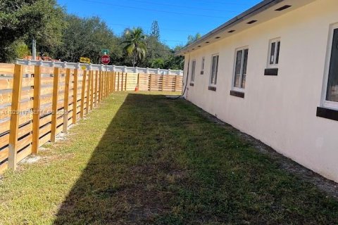 Immobilier commercial à vendre à Miami, Floride № 1987468 - photo 8