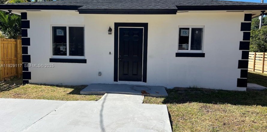 Immobilier commercial à Miami, Floride № 1987468