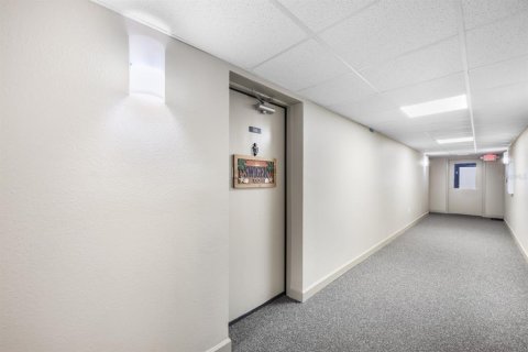 Condominio en venta en Port Charlotte, Florida, 2 dormitorios, 85.38 m2 № 1577427 - foto 2