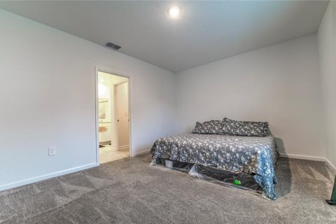 House in Davenport, Florida 3 bedrooms, 133.78 sq.m. № 2205737 - photo 14