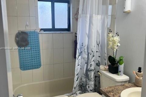 Condo in Hialeah, Florida, 2 bedrooms  № 2044292 - photo 6