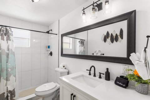 Купить виллу или дом в Нейплс, Флорида 3 комнаты, 102.19м2, № 2247210 - фото 7