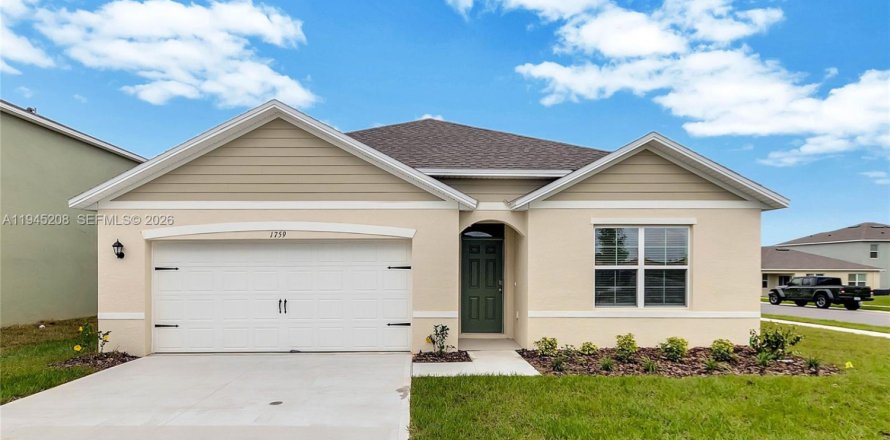 House in Davenport, Florida 4 bedrooms № 2001548