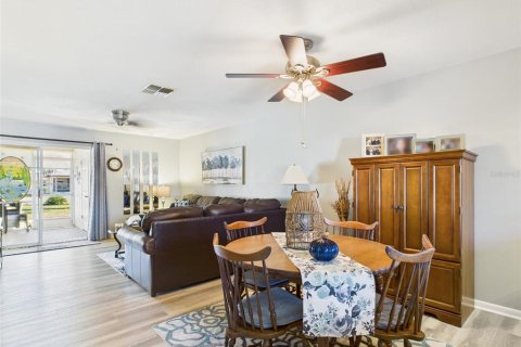 Townhouse in Sebring, Florida 2 bedrooms, 91.04 sq.m. № 2219557 - photo 9