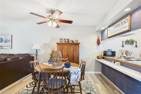 Townhouse in Sebring, Florida 2 bedrooms, 91.04 sq.m. № 2219557 - photo 12