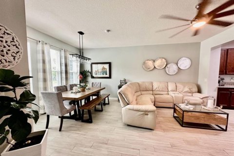 Townhouse in Winter Garden, Florida 3 bedrooms, 159.05 sq.m. № 1853902 - photo 5
