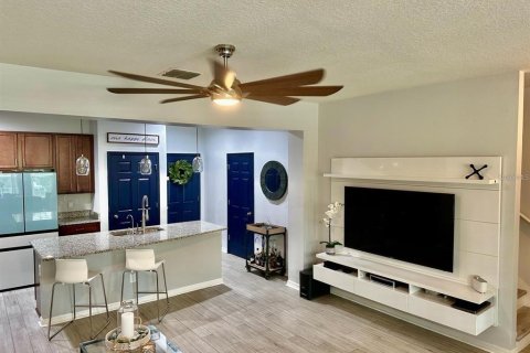 Townhouse in Winter Garden, Florida 3 bedrooms, 159.05 sq.m. № 1853902 - photo 9