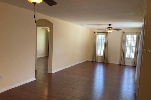 Casa en alquiler en Ocala, Florida, 2 dormitorios, 119.19 m2 № 1721400 - foto 2