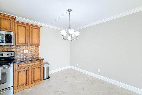 Condominio en alquiler en Fort Lauderdale, Florida, 2 dormitorios, 103.12 m2 № 1952177 - foto 17