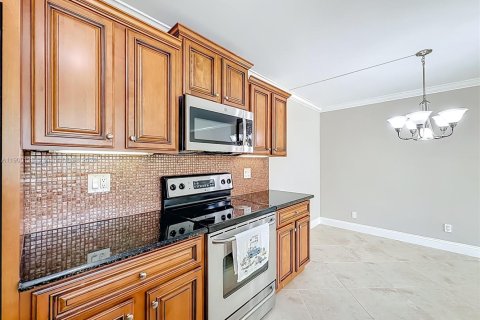 Condominio en alquiler en Fort Lauderdale, Florida, 2 dormitorios, 103.12 m2 № 1952177 - foto 12