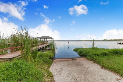 House in Auburndale, Florida 3 bedrooms, 143.07 sq.m. № 1918655 - photo 27