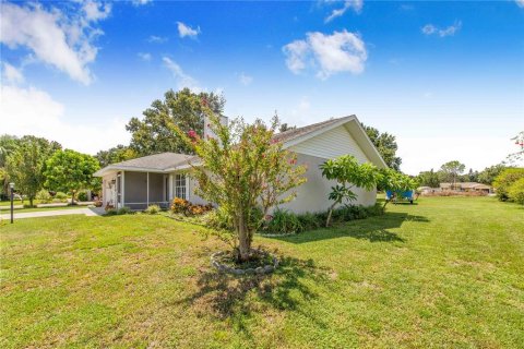 House in Auburndale, Florida 3 bedrooms, 143.07 sq.m. № 1918655 - photo 18