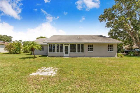 House in Auburndale, Florida 3 bedrooms, 143.07 sq.m. № 1918655 - photo 22