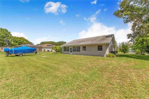 House in Auburndale, Florida 3 bedrooms, 143.07 sq.m. № 1918655 - photo 6