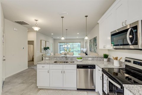 Villa ou maison à vendre à Winter Haven, Floride: 2 chambres, 108.14 m2 № 1514907 - photo 12