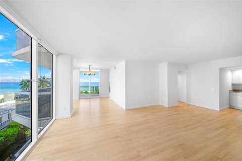Copropriété à louer à Miami Beach, Floride: 3 chambres, 183.95 m2 № 1929901 - photo 3