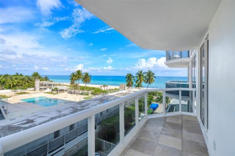 Copropriété à louer à Miami Beach, Floride: 3 chambres, 183.95 m2 № 1929901 - photo 22