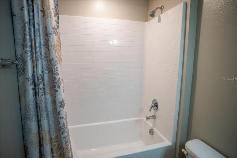 Townhouse in Davenport, Florida 3 bedrooms, 149.2 sq.m. № 1810694 - photo 23