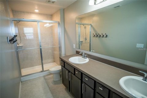 Townhouse in Davenport, Florida 3 bedrooms, 149.2 sq.m. № 1810694 - photo 18