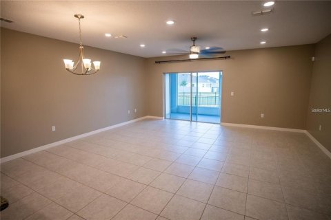 Townhouse in Davenport, Florida 3 bedrooms, 149.2 sq.m. № 1810694 - photo 9