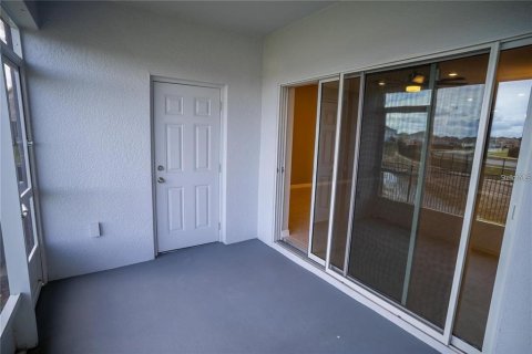 Townhouse in Davenport, Florida 3 bedrooms, 149.2 sq.m. № 1810694 - photo 27