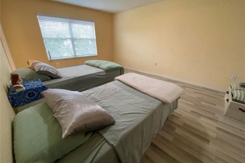 Townhouse in Hudson, Florida 3 bedrooms, 166.02 sq.m. № 2151666 - photo 27