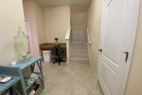 Townhouse in Hudson, Florida 3 bedrooms, 166.02 sq.m. № 2151666 - photo 4