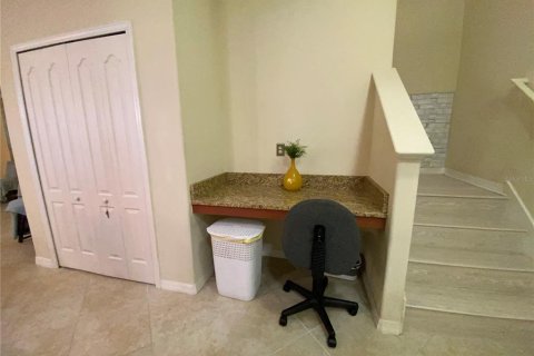 Townhouse in Hudson, Florida 3 bedrooms, 166.02 sq.m. № 2151666 - photo 5