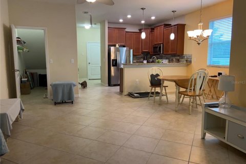 Townhouse in Hudson, Florida 3 bedrooms, 166.02 sq.m. № 2151666 - photo 13