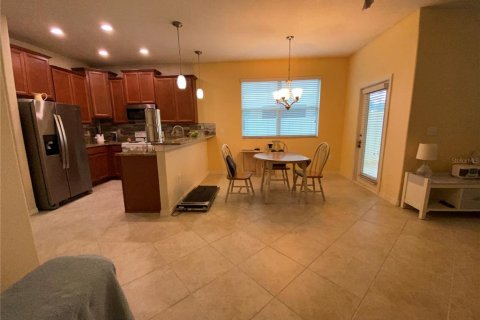 Townhouse in Hudson, Florida 3 bedrooms, 166.02 sq.m. № 2151666 - photo 10